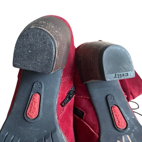 Wolky Womens Dhofar Suede Ankle Boot 38 Greased Red Leather Side Zip Victorian - Picture 5 of 7